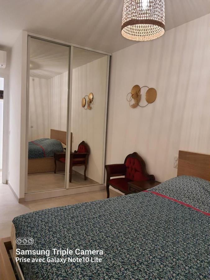Apartment Les Violettes 3 Pieces Centre Antibes